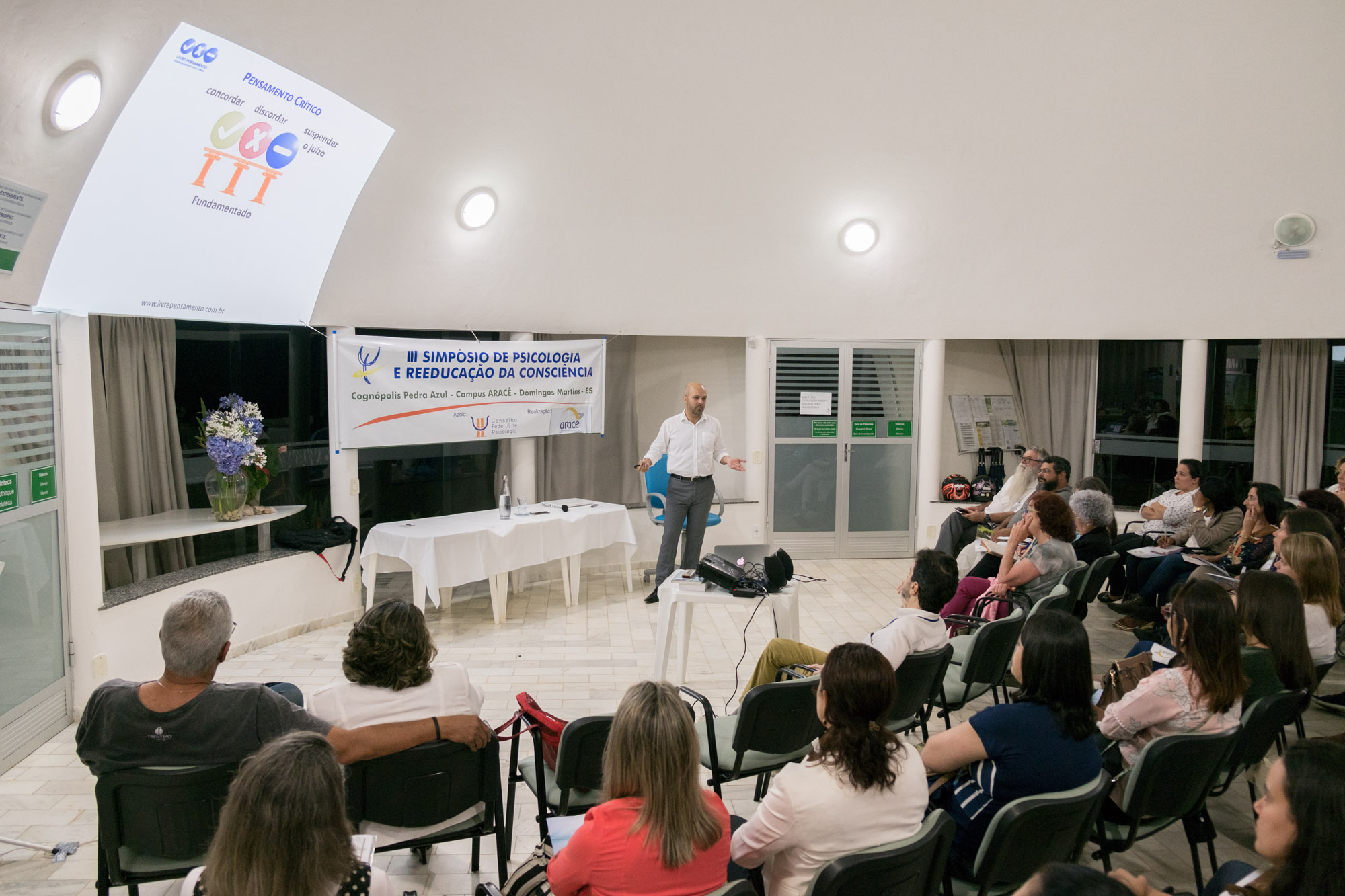 Simpósio de Psicologia e Reeducação da Consciência